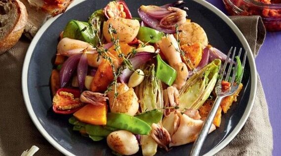 Il menu dovrebbe avere frutti di mare